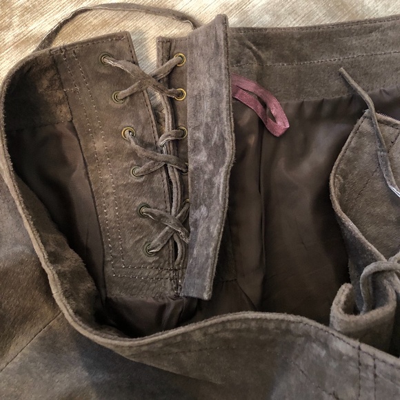 Y2K B.B. Dakota Brown Suede Mini Skirt - Picture 9 of 11